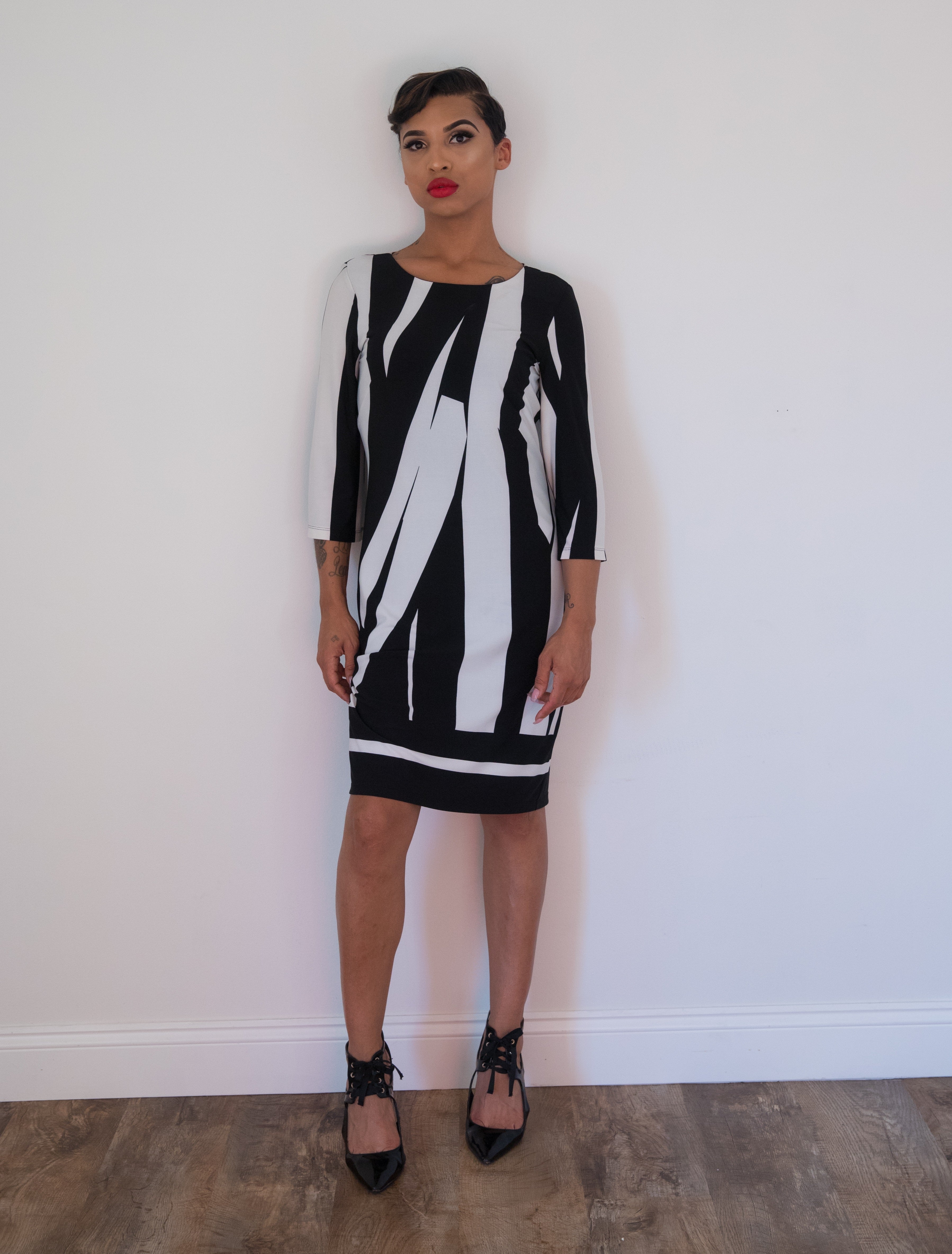 Black and White Shift Dress Dvini LLC Black and White Shift Dress Dvini LLC